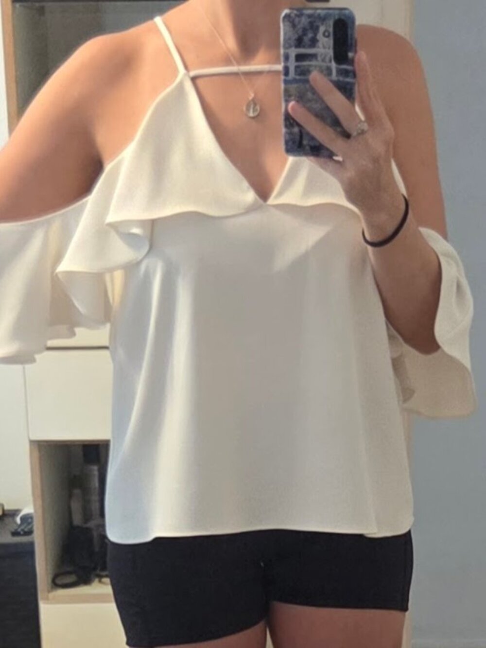 Amanda Uprichard Ivory Ruffle Cold Shoulder Strappy Tie Back Blouse L